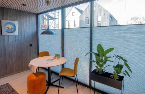 Henningsvaer Apartment | Været - Your Lofoten Basecamp