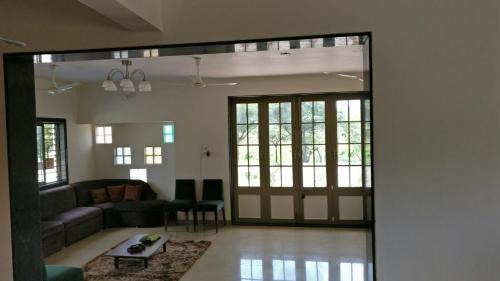 Igatpuri House | V2- Vue' Villa