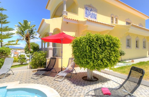 Parchal Villa | V6 Menir - with a capacity for 12 people.