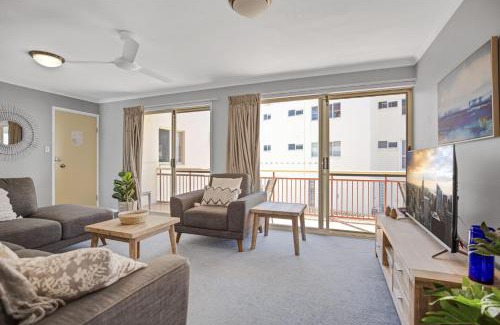 Peregian Beach Apartment | Vaai Mona Peregian Beach