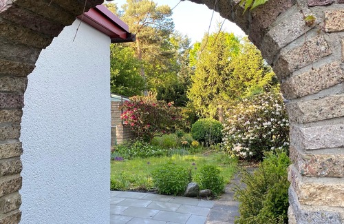 Wandlitz House | Vacation home with large garden and sun terrace, bathing lakes nearby