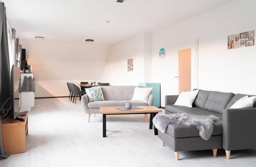 Victorbur Apartment | Vacation apartment/apartment for 6 guests with 140m² in Südbrookmerland (164202)