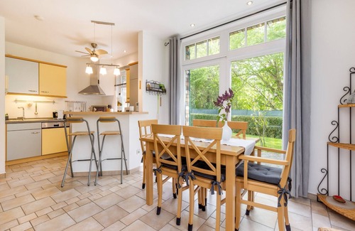 Zudar Apartment | Vacation apartment/apartment for 6 guests with 100m² in Garz/Rügen (295239)