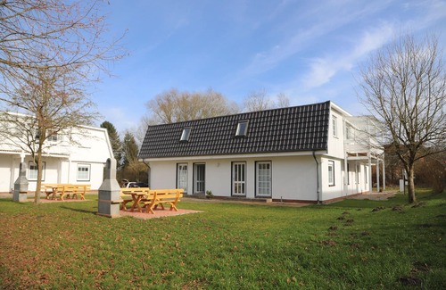 Putbus Apartment | Vacation apartment/apartment for 5 guests with 53m² in Putbus (296629)