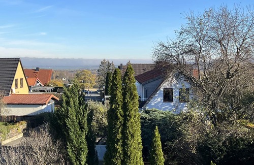 Siedlung Gottingerode Apartment | Vacation apartment Zaunkönig near forest and paddocks.