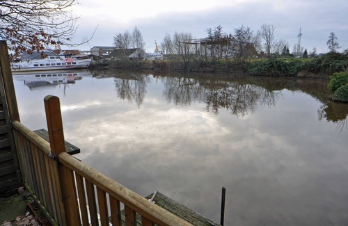 Oldersum Apartment | Vacation apartment Alte Maar large - Holiday apartments Alte Maar, 65330