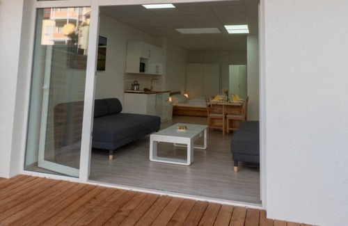 Sanderau Apartment | Vacation apartment in Würzburg city with terrace incl. parking spaces in front of the door