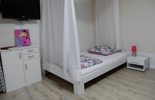 Issel Apartment | Vacation apartment in love with the Moselle - Apartment, shower, toilet, 1 bedroom