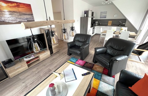Papenburg Apartment | Vacation apartment "Nautilus" Papenburg roof terrace EBK new building 74 sqm Free Wifi 2 bedrooms