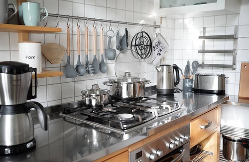 Emden Apartment | Vacation apartment Stadthuuske boven - City, Country, IDYLLE - Vacation with charm