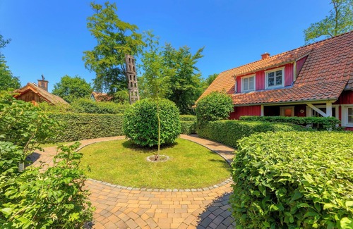 Ueckeritz Apartment | Vacation apartment with private sauna and fireplace, right on the beach.