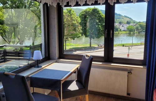 Alf Apartment | Vacation apartment with balcony and view of the Moselle promenades