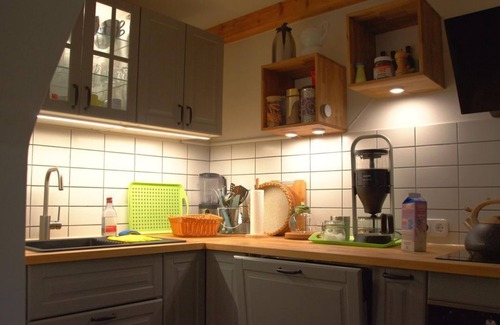 Emden House | Vacation cottage Hieve