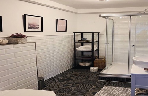 Weisenheim am Berg Apartment | Vacation directly on the wine route Cafe Solo Apartment /vacation apartment