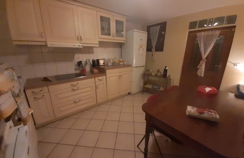 Montreux Apartment | Vacation home 1 minut lake, with parking pay per reservation