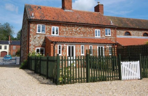East Rudham House | Vacation home 18 The Green in Fakenham - 5 persons, 3 bedrooms