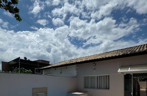 Raul Cury House | Vacation home in Itanhaém, a few minutes from the beach, with swimming pool and parking