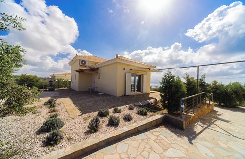 Foiniki House | VACATION HOME BY THE SEA ON A HILL ABOVE THE BEACH, FANTASTIC PANORAMA
