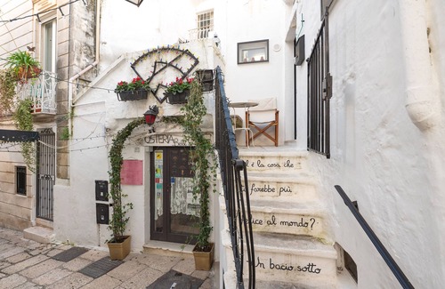 Old Town Cisternino House | Vacation Home 'Casa Agata Cisternino' with Wi-Fi and Air Conditioning