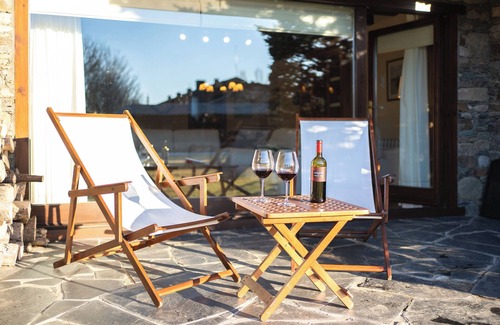 Soriguerola House | Vacation Home "Casa Fontanals de Cerdanya" with Mountain View, Wi-Fi, Terrace & Garden