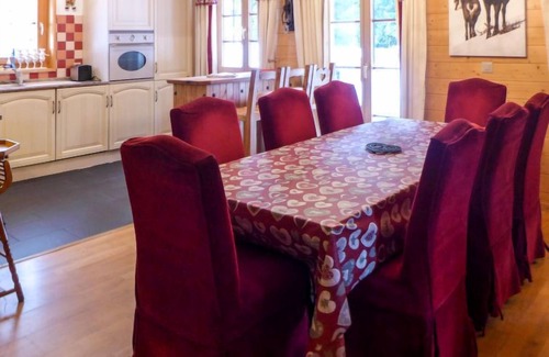 Ormont-Dessus House | Vacation home Dörfli by Interhome