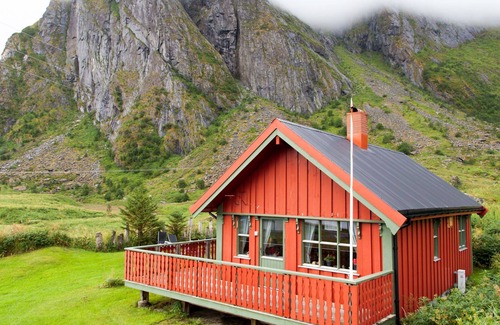 Vestvagøy House | Vacation home Eggum by Interhome