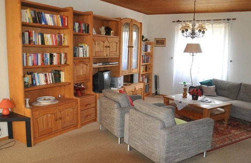 Montabaur House | Vacation home Ehrhardt "am Birkenweg" - 5-bed house