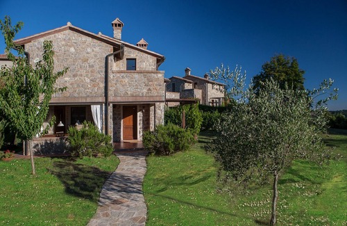 Roccalbegna House | Vacation home for 4 guests with 120m² in Roccalbegna (163403)
