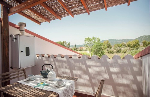 Villa San Pietro House | Vacation Home Mansarda Marina near the Beach with A/C & Private Terrace