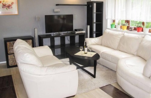 Jestrebice House | Vacation home Jestřebice 7 in Jestřebice - 8 persons, 3 bedrooms