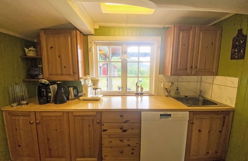 Aheim House | Vacation home Lenebu by Interhome