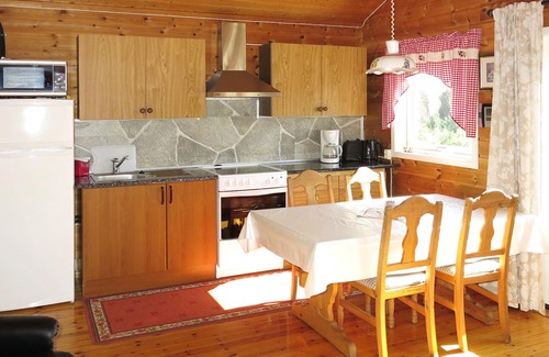 Hyllestad House | Vacation home Oasen by Interhome