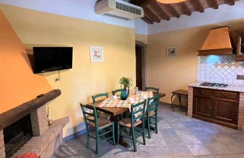 Riparbella House | Vacation home Orso by Interhome