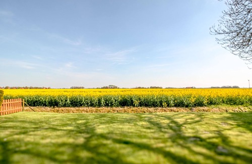 Neßmersiel House | Vacation home Romantik am Deich