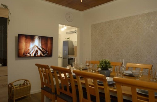 Emden Apartment | Vacation home with 4 bedrooms in Emden For up to 10 people