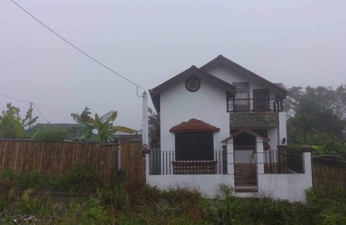 Silang House | Vacation house for rent in Silang Cavite - with Private Pool