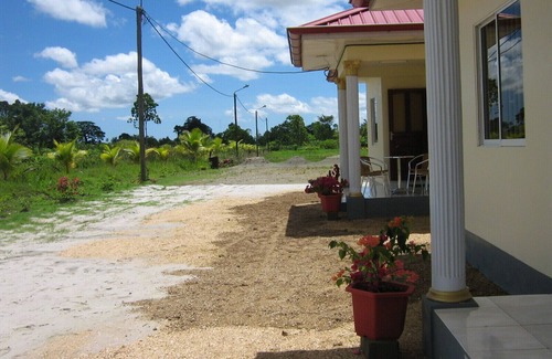 Republiek House | vacation in a peaceful natural environment. 3-4 person house.