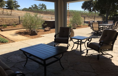 Paso Robles House | Vacation in the vineyard