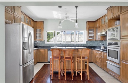 Reading Villa | Vacation Villa Style home with 4 bedrooms and WiFi, AC in fabulous Montego Bay.