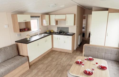 Opglabbeek Other | Vakantiepark Wilhelm Tell Superieur Chalet