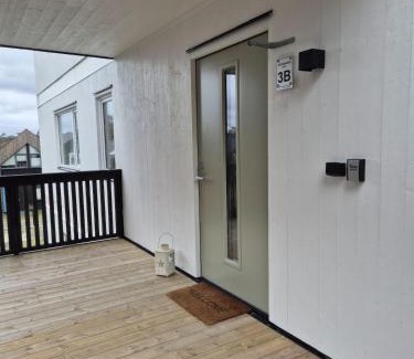 Ny Hellesund Apartment | Vakker leilighet i Åros