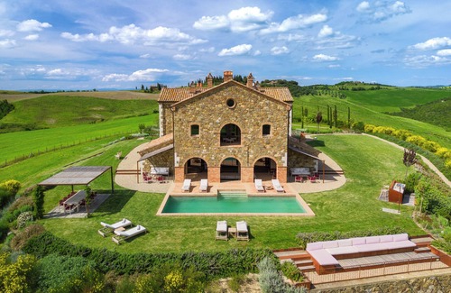 San Quirico d'Orcia Villa | VAL D'ORCIA ESTATE