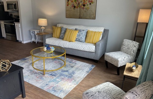 Valdosta Apartment | Valdosta Oasis: 2BR 2.5 BA near VSU and Downtown