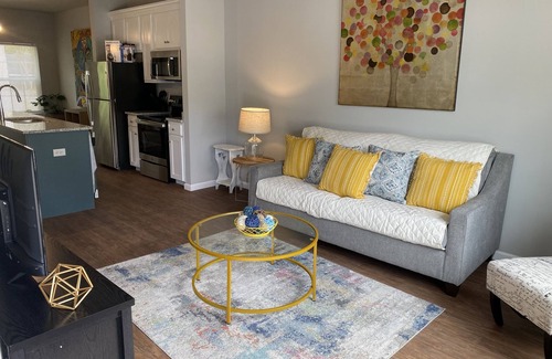 Valdosta Apartment | Valdosta Oasis: 2BR 2.5 BA near VSU and Downtown