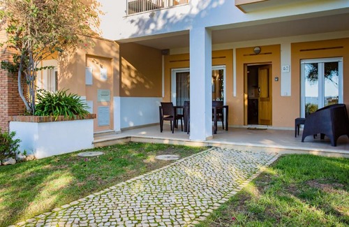 Portimao City Centre Apartment | Vale da Ribeira 2BDR House W/Pool by LovelyStay