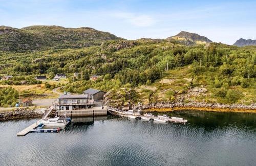 Vagan Apartment | Valen Brygge, Digermulen