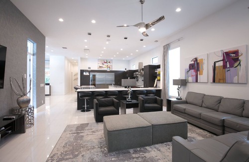 Reunion Villa | Valhalla Luxury Mansion in Reunion Resort with Vegas style Casino near Disney