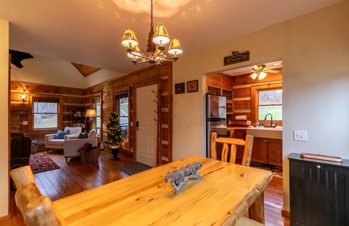 Boone House | Valle Creek Cabin - Hot tub, pool table, fire pit, creek, screened porch.