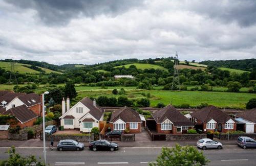 Exeter House | Valley House