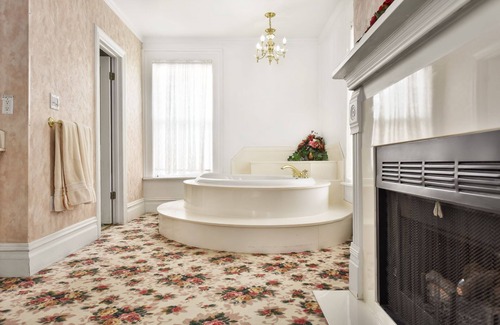 Huntsville Bed & Breakfast | Valley House Inn